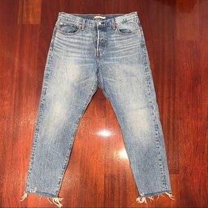 Never Worn Levi’s Wedgie Icon Jeans size 32